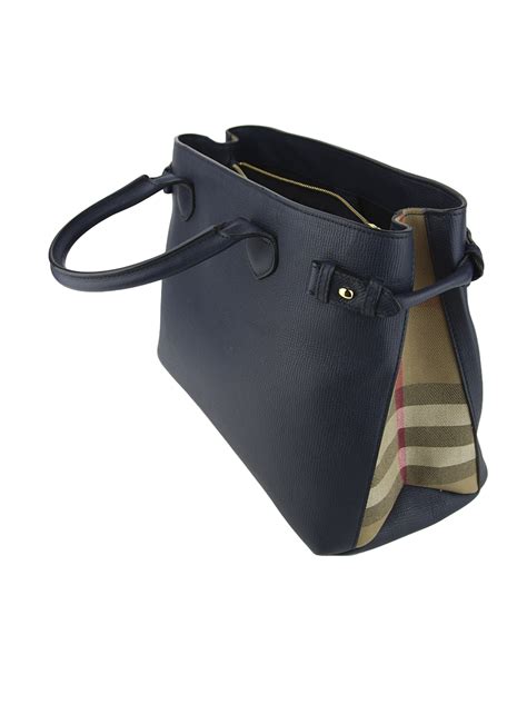 bolso burberry azul|Burberry Limited.